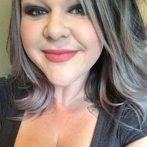 Meet your Posher, Stacia